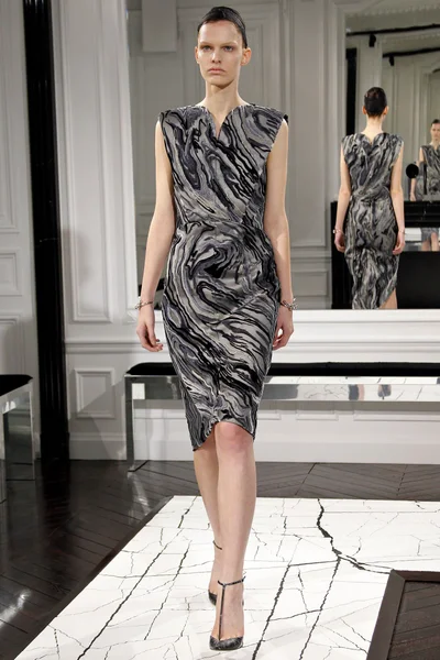 Look 24